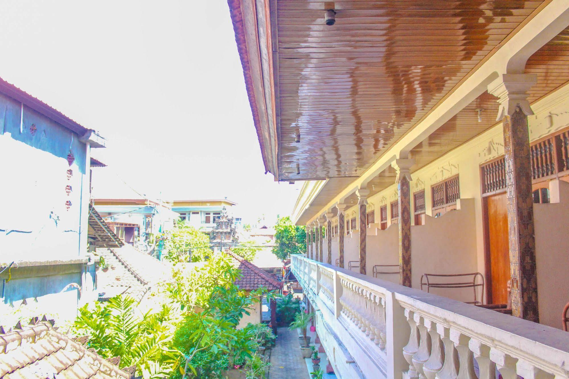 巴厘岛海滩马尼克酒店 庫塔 外观 照片